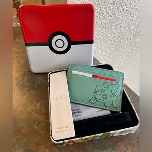 Pokémon x Fossil Bulbasaur Card Case
